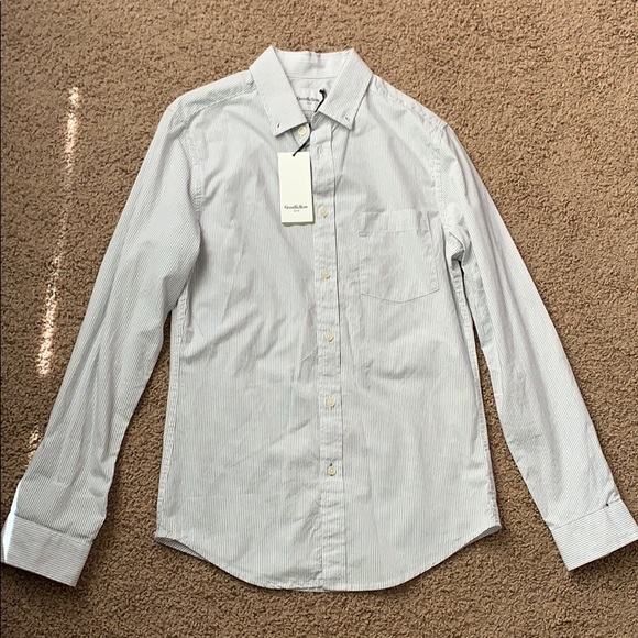 Men’s Button Down Long Sleeve Shirt - Picture 1 of 2